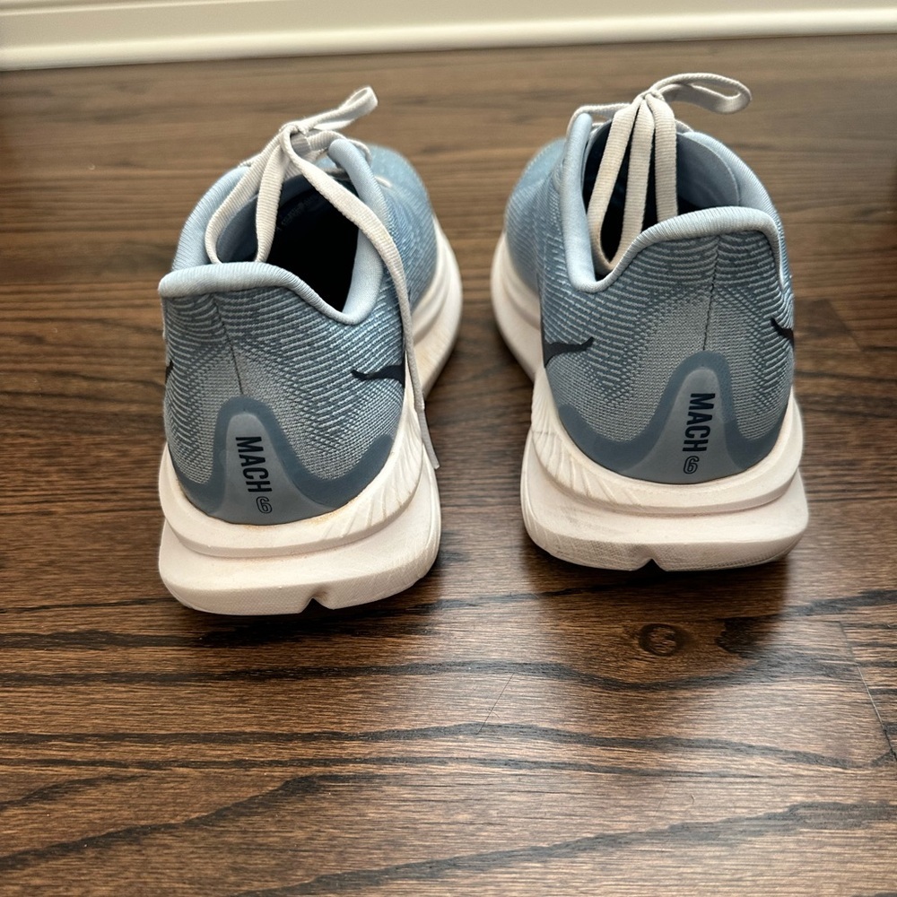 Hoka Women’s Mach 6 Sneakers - size 9 - Powder Blue - Picture 3 of 6